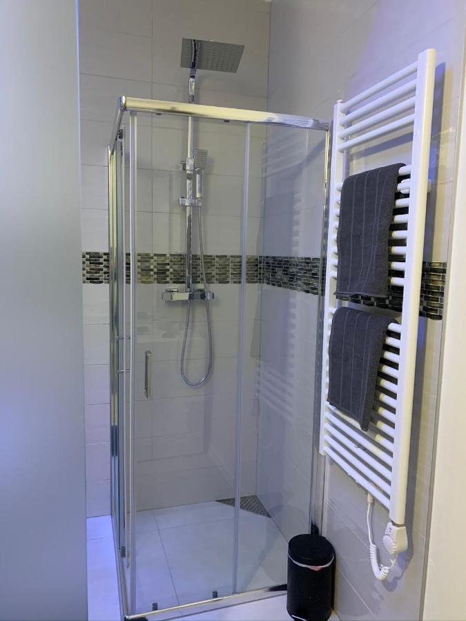Executive Double Room With En-Suite In Guest House City Centre R4 Luxemburg Exterior foto