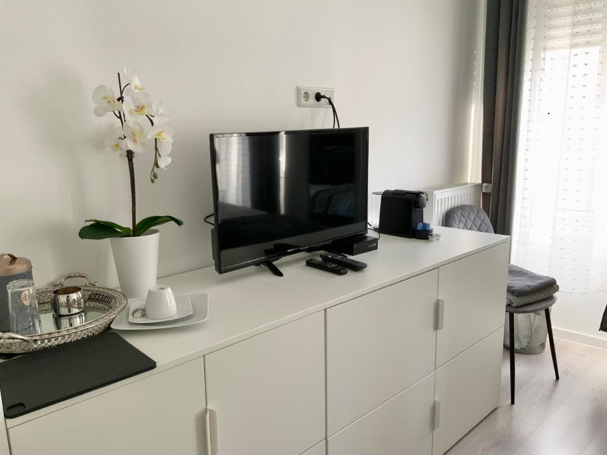 Executive Double Room With En-Suite In Guest House City Centre R4 Luxemburg Exterior foto